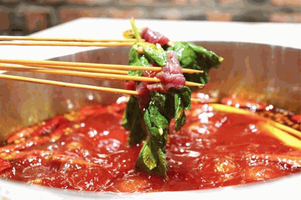 签盟牛肉串串火锅