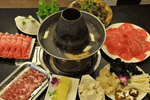 小肥牛火锅城