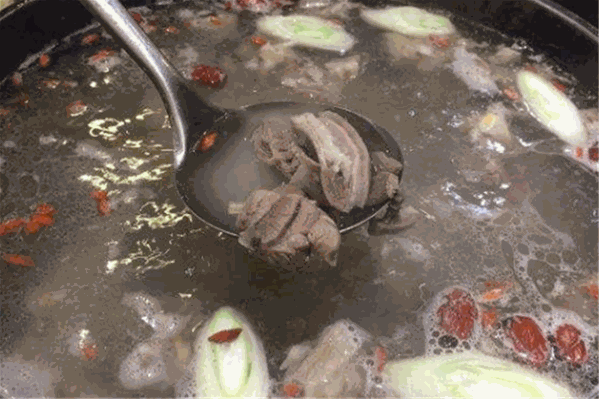 九羊火锅