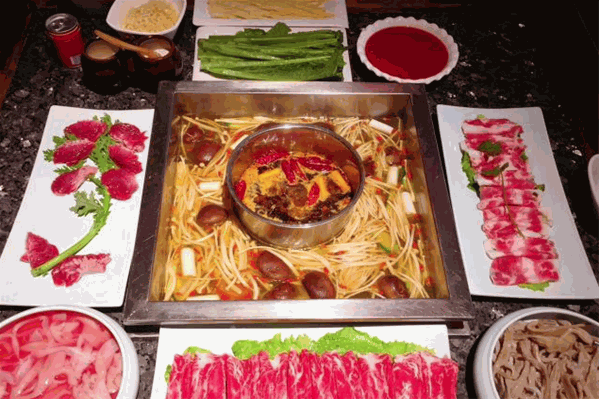 李雪火锅食府