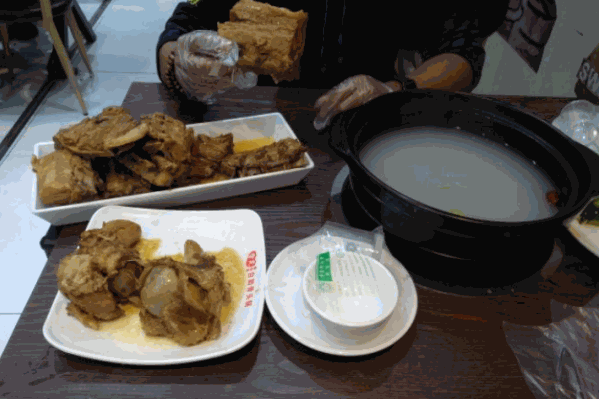 旮旯小犟骨自助骨头锅