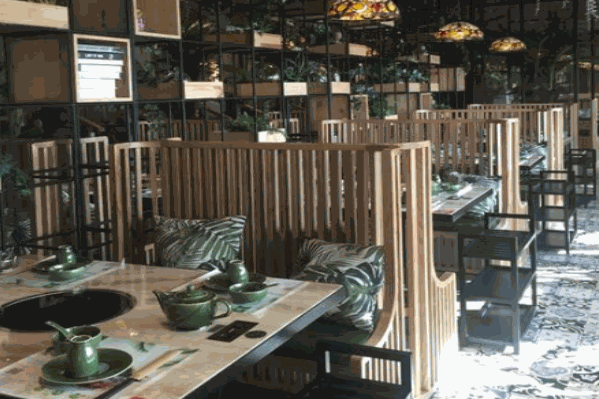 食为天火锅店 食为天火锅店