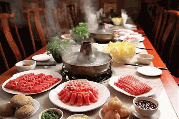 煳辣鱼火锅城 煳辣鱼火锅城