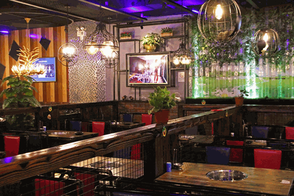 巭美蛙鱼头火锅 巭美蛙鱼头火锅