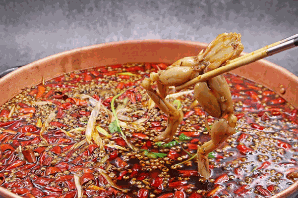 巭美蛙鱼头火锅 巭美蛙鱼头火锅