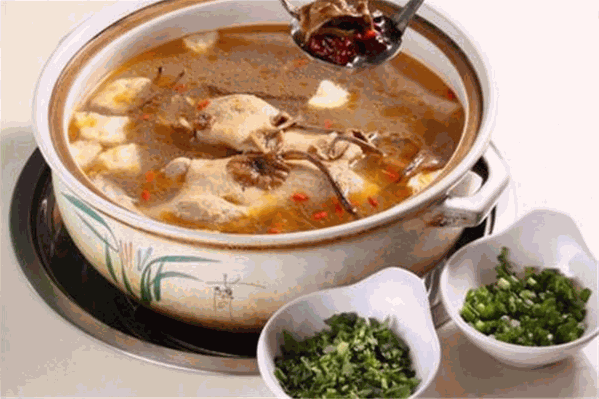 丫鸭汇馆火锅汤锅