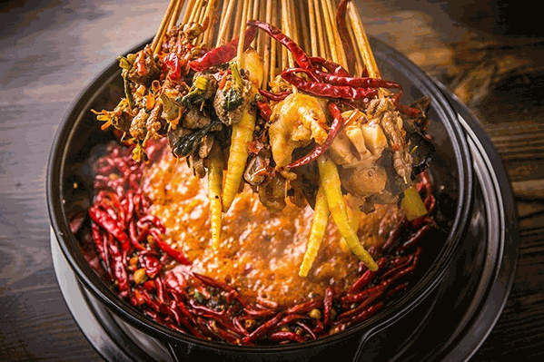 龙晓影牙尖帮小郡肝串串香