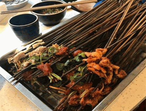 钢管兄弟小郡肝串串香