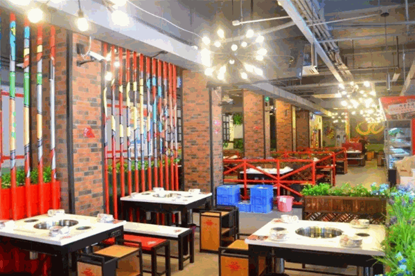老城区小郡肝串串香火锅