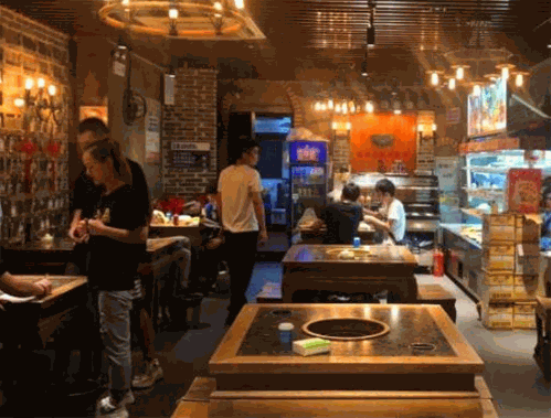 龙窑砂锅串串香