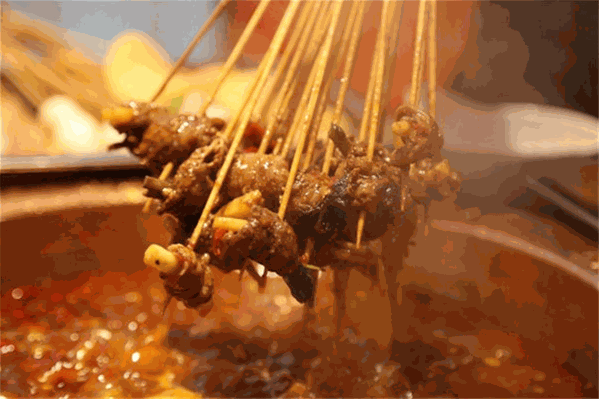 聚福苑砂锅串串香