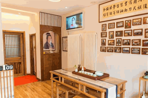 飞蝶串串香