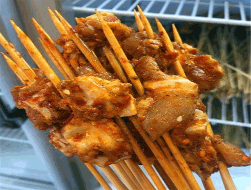来两根砂锅串串