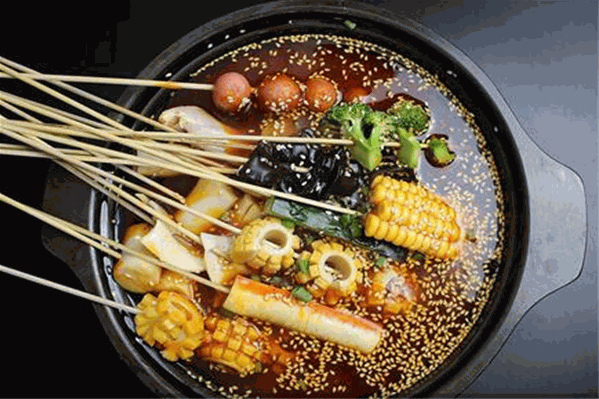 来两根砂锅串串