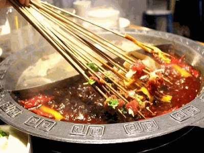 辣三国串串香火锅