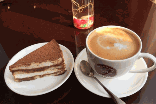 尼克莫克咖啡烘焙奶茶