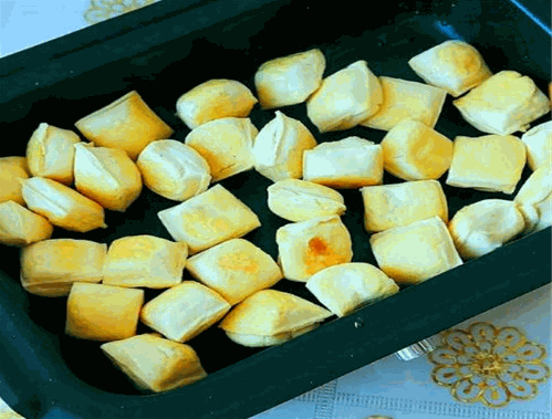 Miss黄奶茶烤小豆腐