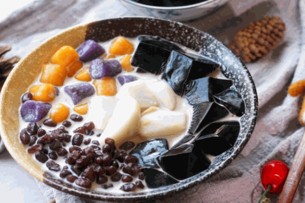 疯炊草冻烧仙草