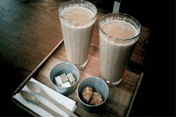 檬大咖M+奶茶 檬大咖M+奶茶