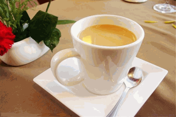 嗳之雪奶茶