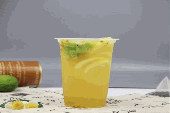 撸一撸鲜果奶茶 撸一撸鲜果奶茶