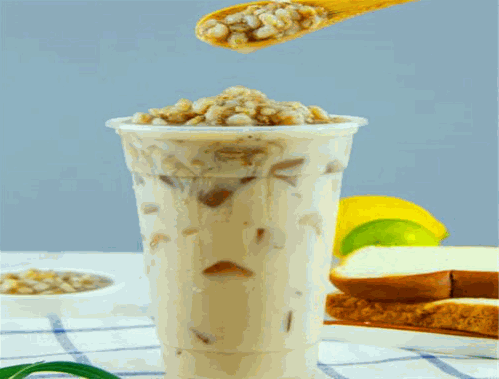 西沃鲜奶奶茶