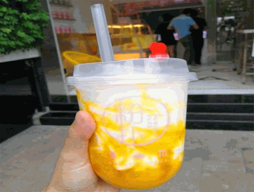 一粉扑奶茶