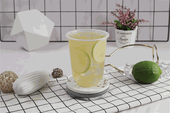 爱上奶茶