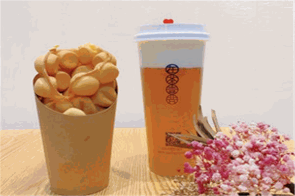 在茶一芳