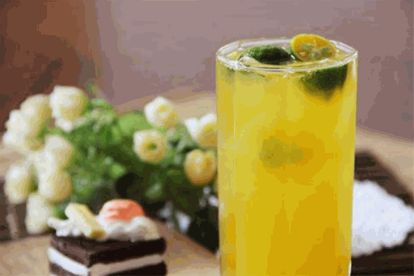 滋多客奶茶