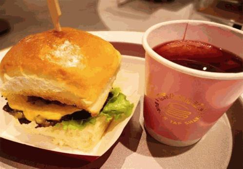 堡堡小屋奶茶