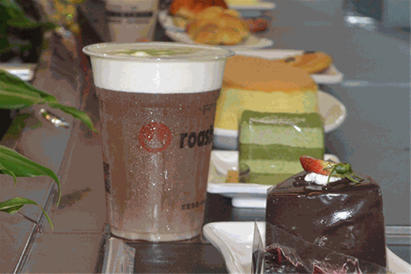 侑遇皇茶