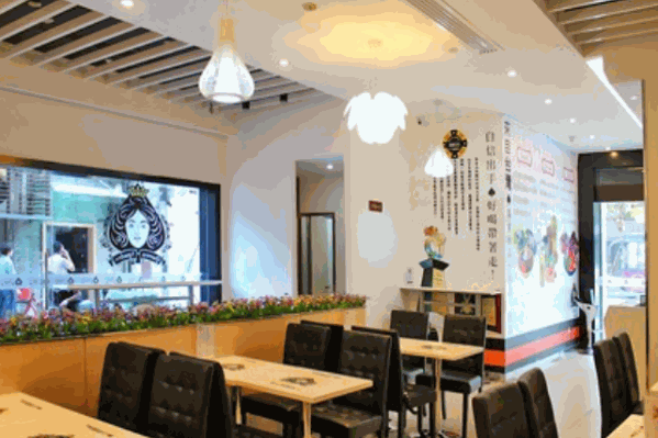 黑桃皇后饮品