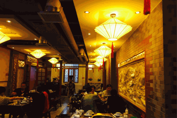 老妈串串香火锅