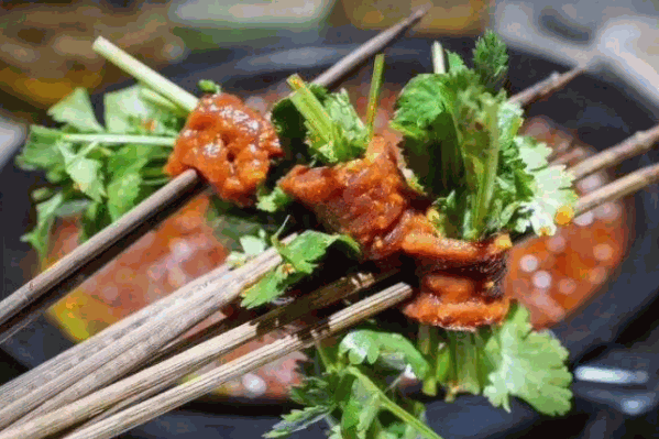 顾大姐小郡肝串串香