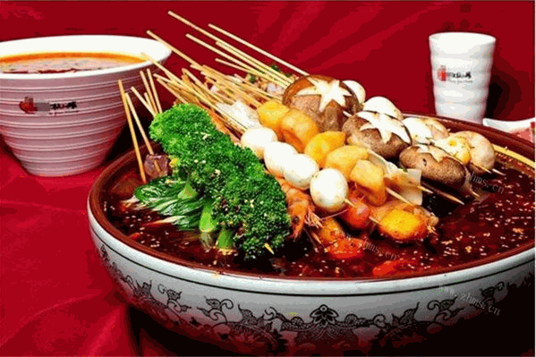 串串婆婆涮烤潮店