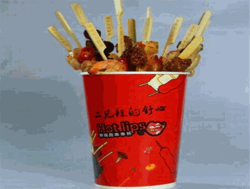 一路飘香辣嘴唇串串杯