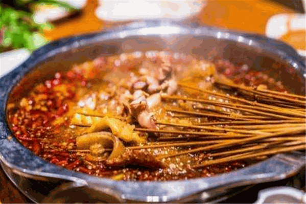 巴精爆火串串 巴精爆火串串