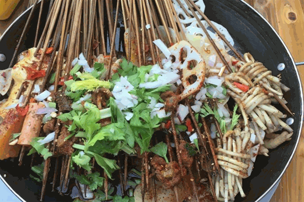 向小二串串 向小二串串