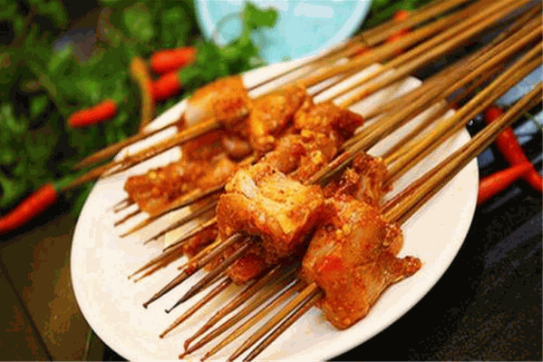 龍窖砂锅串串香