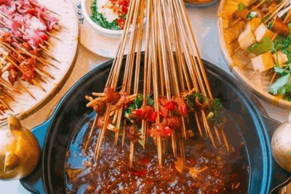 小馋妮藤椒串串 小馋妮藤椒串串