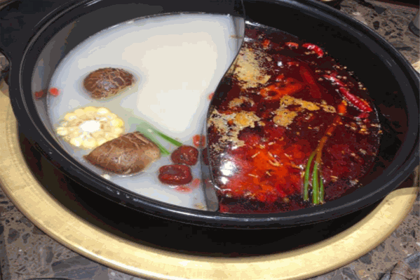 龙窖砂锅串串香