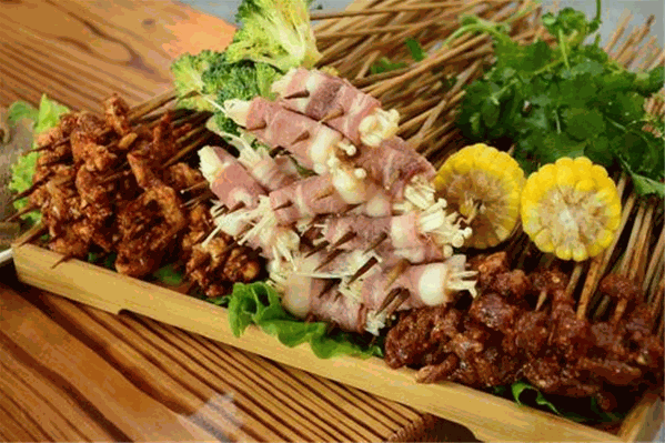 龙窖砂锅串串香