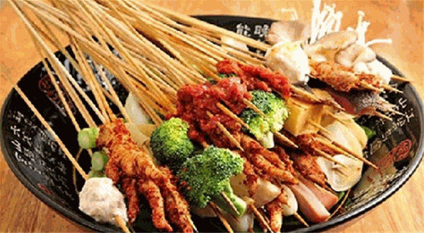让签签飞串串香