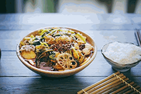 燕子麻辣烫 燕子麻辣烫