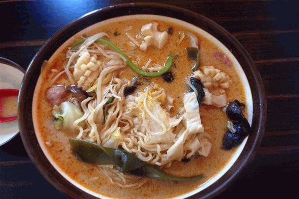 望川秋水麻辣烫