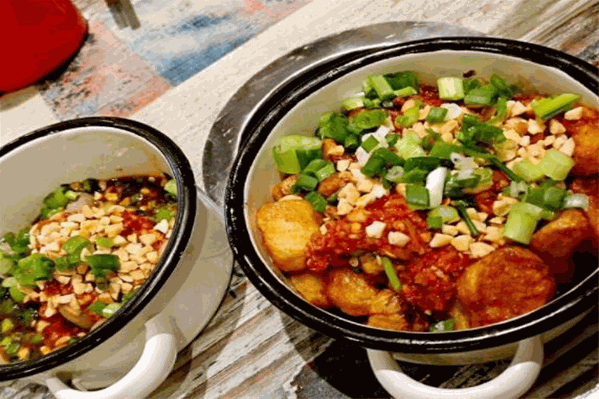 锑锅麻辣烫 锑锅麻辣烫