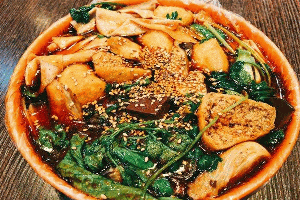 老铁老式麻辣烫加盟