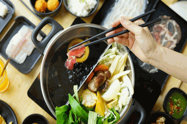 吉鸭婆麻辣烫