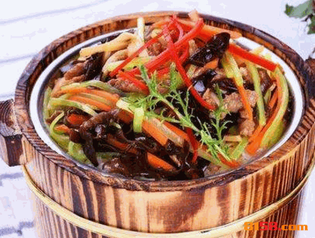 名门正厨木桶饭如何加盟？加盟名门正厨木桶饭应该这么做！